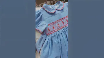 Charlotte and Burlington's garden party : Smocked dresses and pretty invitations.